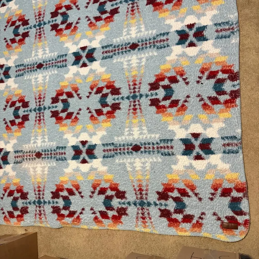 Pendleton Queen Sherpa Fleece Blanket Legend Lake Aqua Blue Aztec Southwest